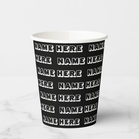 Aangepaste naam tekst zwart wit patroon verjaardag papieren bekers (Links)