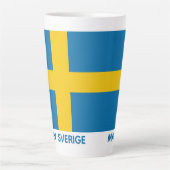 Aangepaste naam & tekst Zweedse vlag Latte Mok (Voorkant)