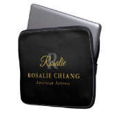 Aangepaste naam & titel Laptop Hoesje met Monogram Laptop Sleeve (Voorkant Links)