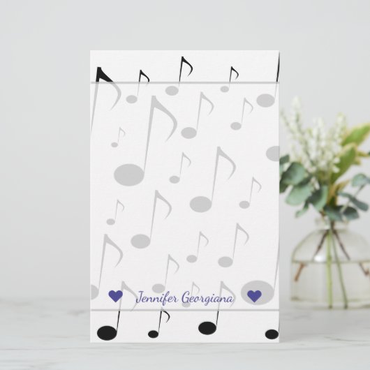 Aangepaste naam + veel muzikale notities patroon briefpapier (Staand voorkant)