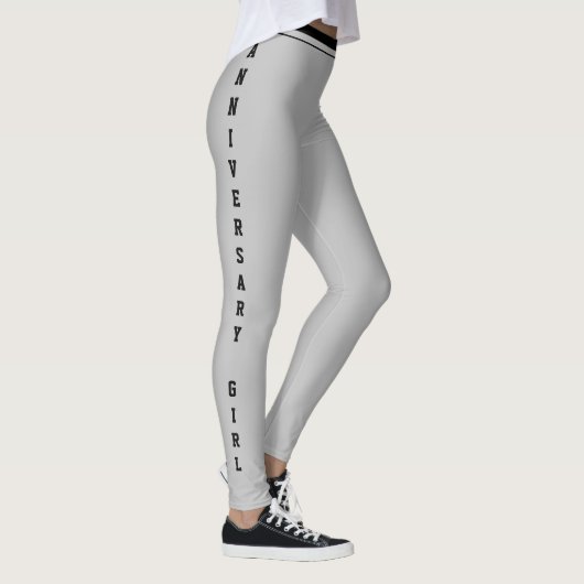 Aangepaste naam verjaardag glans zilver zwart mono leggings (Rechts)