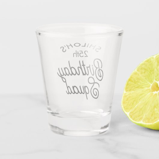 Aangepaste naam Verjaardag Squad Party Shot Glas (Achterkant)