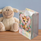 Aangepaste naam voor Cute Baby Giraffe Medium Cadeauzakje