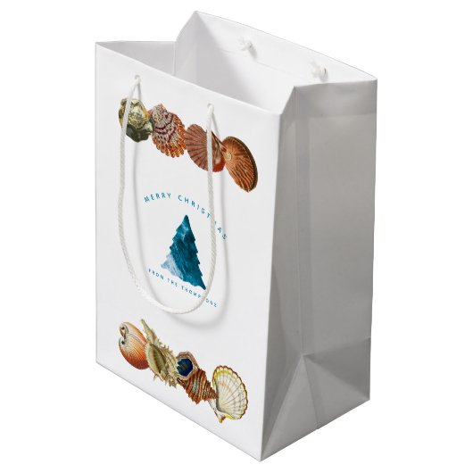 Aangepaste naam voor zomerkerstbeach Seashell Medium Cadeauzakje (Achterkant Gekanteld)