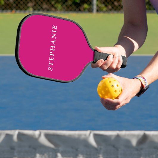 Aangepaste naam warm roze pickleball paddle (Insitu)
