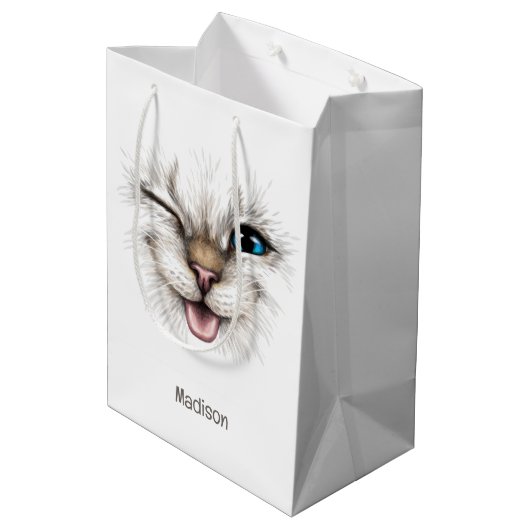 Aangepaste naam Winking Cat Medium Cadeauzakje (Achterkant Gekanteld)