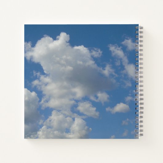 Aangepaste naam + witte/grijze wolken en blauwe he notitieboek (Achterkant)