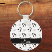 Aangepaste naam witte pinguïns igloos sneeuwvlokke sleutelhanger (Voorkant)