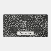 Aangepaste Naam Zwart Wit Bloemen Granny Chic Kant Bureaumat (Voorkant)