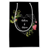 Aangepaste naam zwart-wit hart bruiloft voordelig medium cadeauzakje (Voorkant)