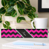 Aangepaste naam zwarte neon hete roze chevrons naambordje