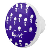 Aangepaste naamskulls op blauw keramische knop (Rechts)