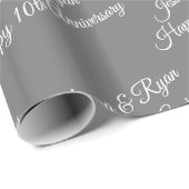 Aangepaste namen, Jubileum, Wit Script op grijs Cadeaupapier (Rol Hoek)