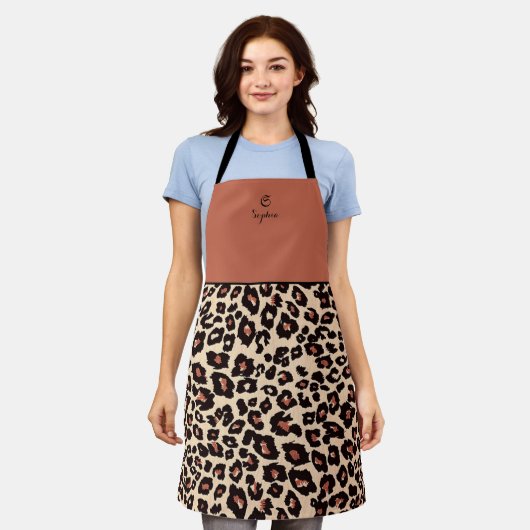 Aangepaste namen Luxe Leopard Apron chic Schort (Gedragen)