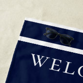 Aangepaste Nautical White Navy Blue Starfish Strandlaken (In situ)