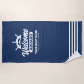 Aangepaste Navy Blue Bootnaam Welkom Aan Boord Strandlaken (Voorkant)