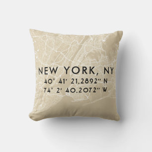 Aangepaste New York City Map Tan en zwart Kussen