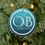 Aangepaste OB Ocean Beach, CA Blue Bkg Kerstmis Keramisch Ornament<br><div class="desc">OB Ocean Beach,  Californië met Blue Water Background Holiday Kerstmis Tree Ornament - Het kan gepersonaliseerd worden met een naam,  een jaar of een tekst die u wilt toevoegen. -</div>
