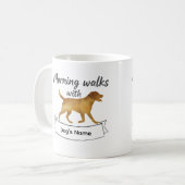 Aangepaste ochtendwandelingen met Labrador Retriev Koffiemok (Voorkant links)