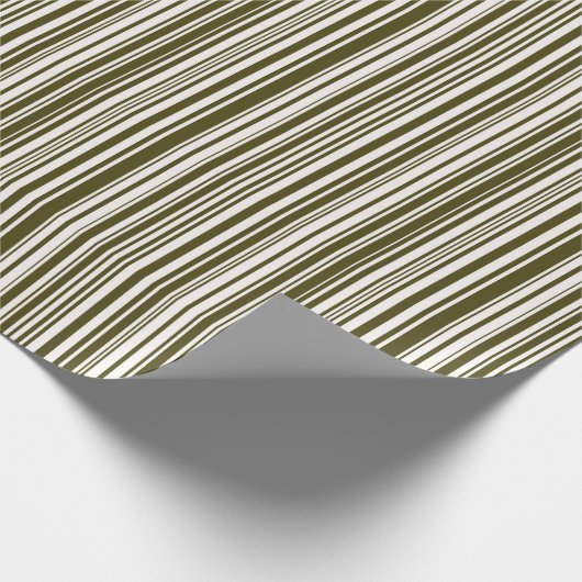 Aangepaste Olijf Groene Barcode Gestreept Wikkelpa Cadeaupapier (Hoek)