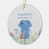Aangepaste PA Physician Assistant Blue Scrubs Keramisch Ornament (Links)
