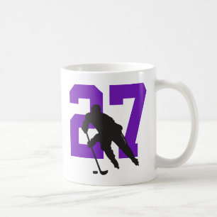 Aangepaste Paars Hockey Player Number Koffiemok
