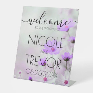 Aangepaste Paarse Fijne Bloemen Welkom Trouwen Reclamebord Met Voetstuk