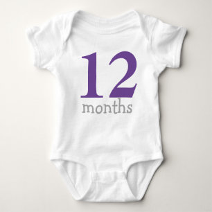 Aangepaste Paarse maandelijkse Baby Romper