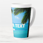 Aangepaste palmen op een strand latte mok (Rechterhoek)