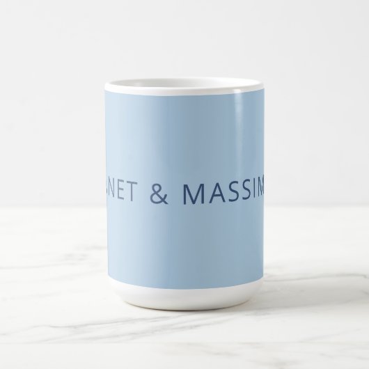 Aangepaste pastelblauwe gepersonaliseerde minimali koffiemok (Center)