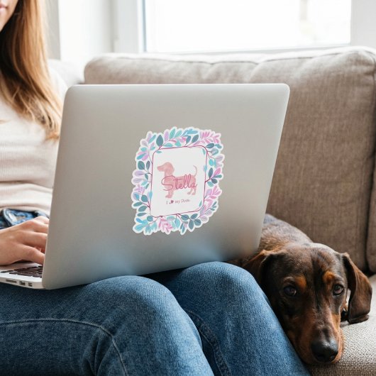 Aangepaste pastelroze takshond met bloemenkrans sticker