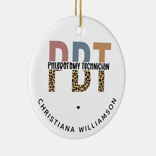 Aangepaste PBT Phlebotomie Technicus Leopard Print Keramisch Ornament (Rechts)