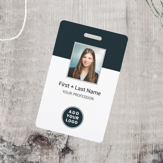 Aangepaste personeelsfoto-streepjescode en logo na badge