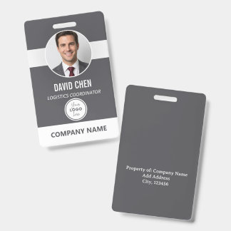 Aangepaste personeelskaart met foto en logo badge