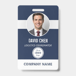Aangepaste personeelskaart met foto en logo badge