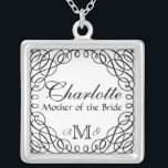 Aangepaste persoonlijke moeder van het Bride-Ketti Zilver Vergulden Ketting<br><div class="desc">Verander de datum, verander de doopvont als u van een andere beter houdt en selecteer dan uw achtergrondkleur en u hebt een geweldige cadeau van de bruidspartij of trouwjuwelen! Een zwarte calligrafische wervelachtergrond is bedekt op om het even welke kleur u selecteert. Als u de achtergrondkleur wilt wijzigen, selecteert u...</div>