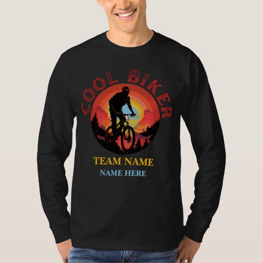 Aangepaste persoonlijke naam Cool Biker Biking Tea T-shirt (Voorkant)