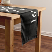 Aangepaste persoonlijke zwarte 16-inch x 90-inch t medium tafelloper (Voorbeeld)