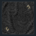 Aangepaste Pet Name Black Botanical Gold Script Bandana<br><div class="desc">Custom Pet Name Black Botanical Gold Script bandana met een monogram en scriptnaam.</div>