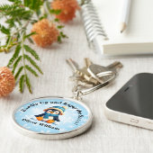 Aangepaste pinguïn "Bundel en geniet van de sneeuw Sleutelhanger (Zijkant)