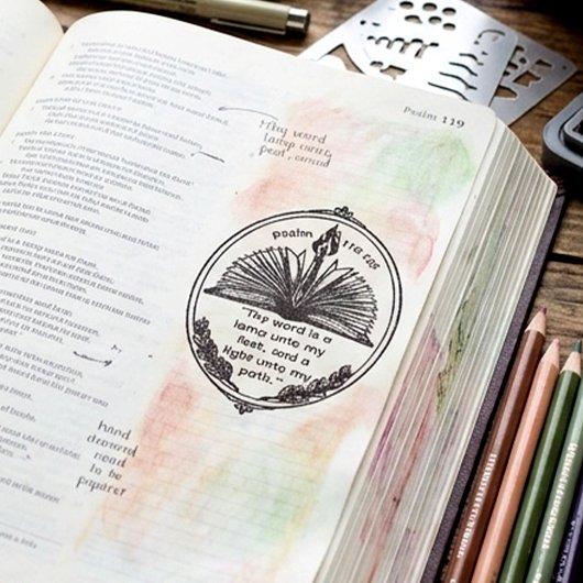 Aangepaste Psalm 119:105 Bijbeltekst | Open Boek T Rubberstempel