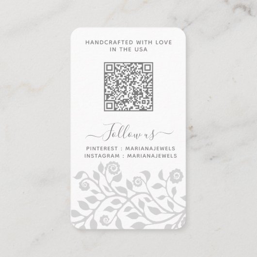 Aangepaste QR-code grijs witte oorbellen displayka Visitekaartje (Achterkant)