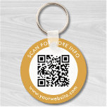 Aangepaste QR-code Tekst Modern Gold White Busines Sleutelhanger<br><div class="desc">Upload een code QR, voeg tekst toe, en creëer gemakkelijk uw gepersonaliseerde sleutelhanger. Klik OP VERDER AANPASSEN om de achtergrondkleur of tekstkleur te wijzigen. U kunt dit ONTWERP overdragen op andere Zazzle producten en het aanpassen om de meeste Zazzle punten te passen. De standaard design van Studio worden gemaakt in...</div>