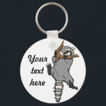 Aangepaste raccoon sleutelhanger<br><div class="desc">Oorspronkelijk getekend kunstwerk door Katy. Zoek me op Instagram @walking.on.wheels</div>