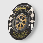 Aangepaste racebus met sneldraaimoes grote klok (Hoek)