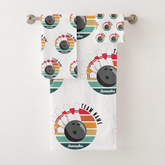 Aangepaste Retro Bowling Pins Team & Speler Naam Bad Handdoek (Insitu)
