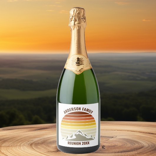 Aangepaste Retro Sunset Mountain Familie Reünie Pa Sparkling Wijnetiket