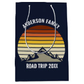 Aangepaste Retro Sunset Mountain Navy Blauw Medium Cadeauzakje (Voorkant)