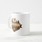 Aangepaste Robuuste familienaam Camping Trip Koffiemok (Voorkant links)