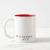Aangepaste Romeinse nummerdatum Jubileum Tweekleurige Koffiemok (Links)